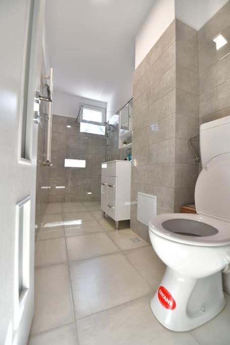 Luxury Studio / M Romancierilor Bukares Bagian luar foto
